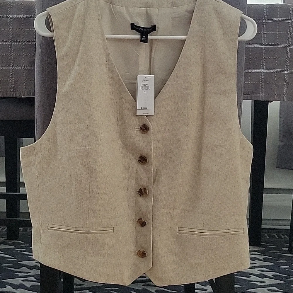 Banana Republic Vest, Size 18, Light Taupe/Pebble, NWT - Picture 2 of 10